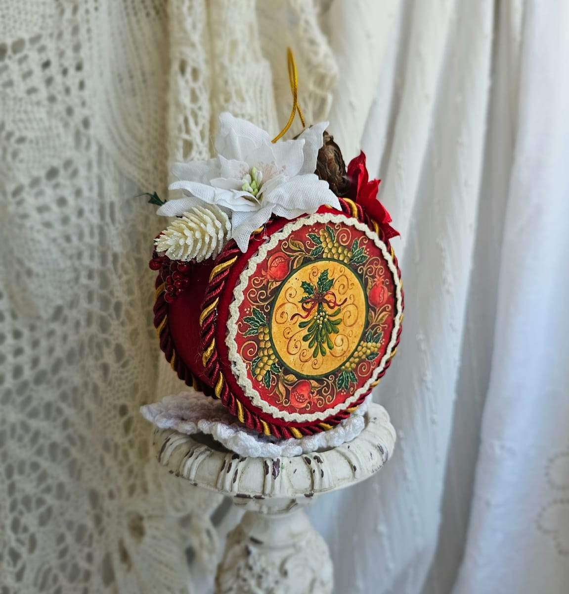 Елочная игрушка Омела ( красная)